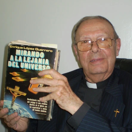 Sacerdote católico defensor del contacto con Ummo